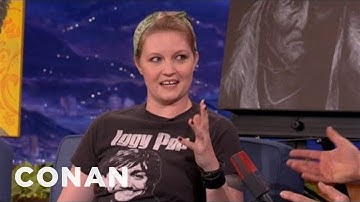 Lipstick Artist Natalie Irish Works Entirely With Her Lips | CONAN on TBS
