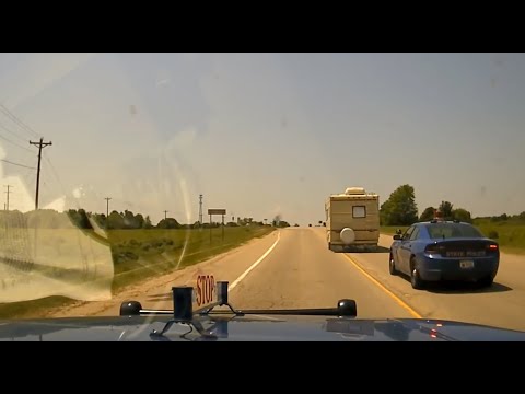 Dash Cam footage of police officers chasing RV, ends in pit maneuver ...