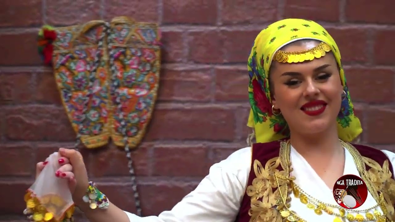 ALBANIAN DANCE BY Grupi i Valltareve Vajzat  Tetovare 