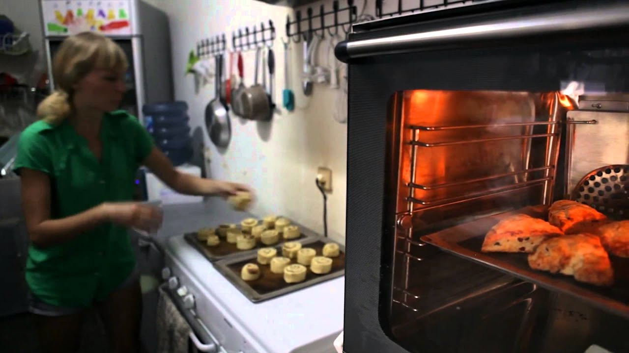 Gita Aryafara // Ambassadors of Time