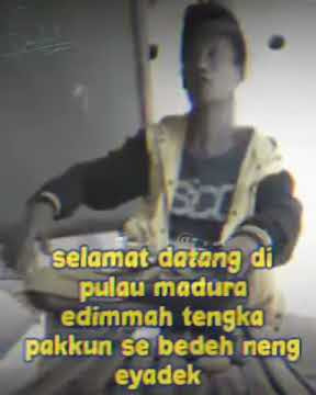 Video lucu!!!Salom putra Meteng 49