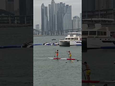 #busan #koreatravel #Paddleboarding in Gwangalli beach #광안리해수욕장