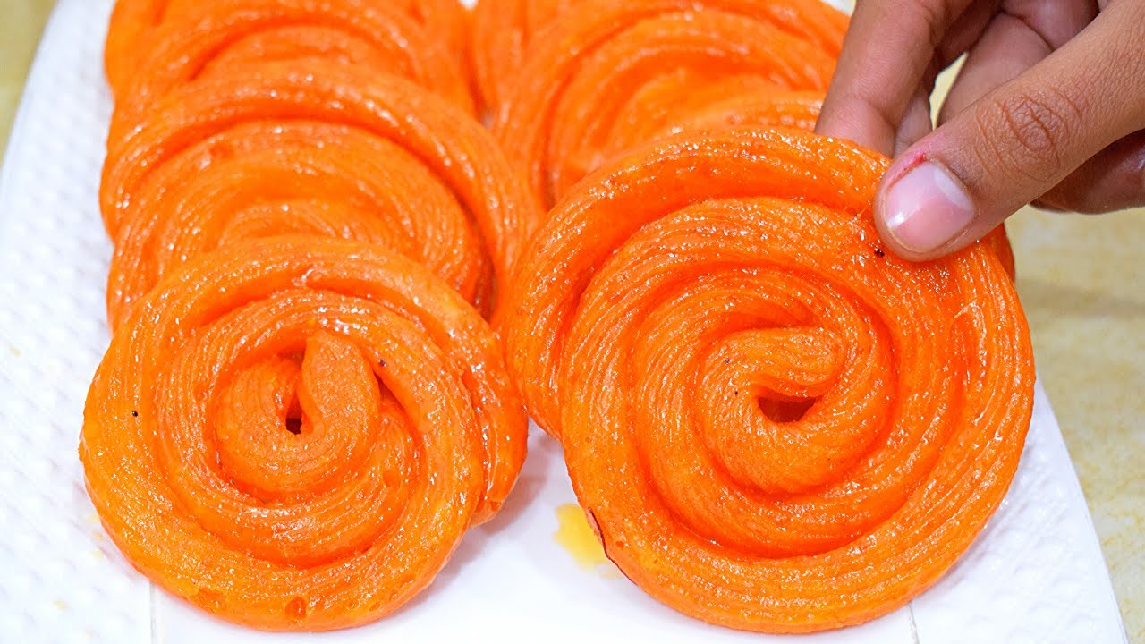 Paneer Jalebi Recipe | Bangali ChenaJalebi | Jalebiहलवाई जैसी कुरकुरी रसभरी  छेना ( पनीर )जलेबी - YouTube