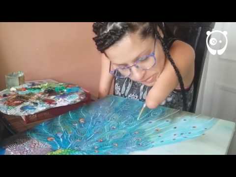 გოგონა კიდურების გარეშე, რომელიც შესანიშნავად ხატავს - დაუჯერებელი ამბავი