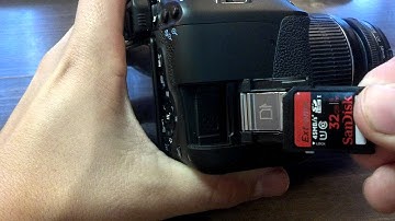 DSLR Tips - How To Install a Memory Card