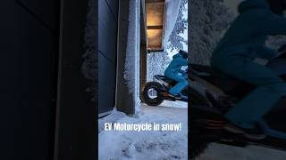 Let’s test the TS Pro in snow! #EVMotorcycle ElectricMotorcycle #VergeMotorcycles