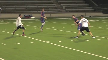 Incredible Ultimate Disc League Throw || ViralHog