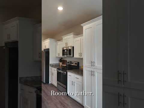 4-Bedroom Home With a Large Backyard in Ellabell, GA