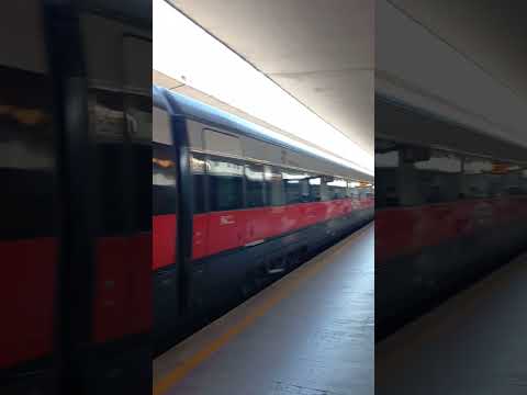 Video: Guía de la estación de tren de Florencia: Firenze Santa Maria Novella