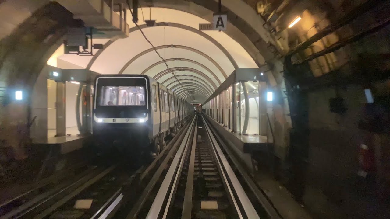 M14 : Annonces Halloween à bord de la CA25