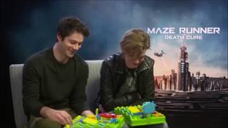 Dylan O'Brien & Thomas Brodie Sangster - Play a game - VOSTFR Maze Runner : Death Cure interview