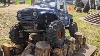 BRX-02 Defender D110. Pickup 1/10. Another trip with friends. :)