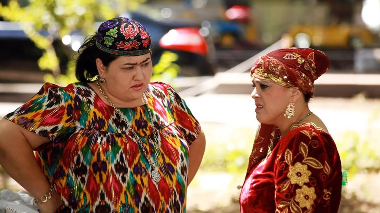 Полно таджикски. Актриса Халима Ибрагимова. Таджикские женщины. Узбекские женщины. Женщина в тюбетейке.