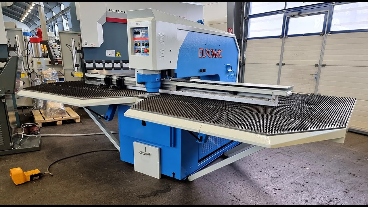 CNC Stanz- und Nibbelmaschine EUROMAC ZX 1000/30