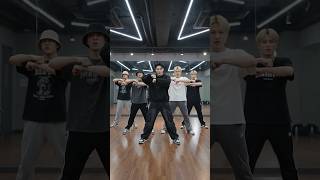 Hero vs villan song par bts dance viral song viral video b #btsvlog #shortvideo #dance #song 💜🥰💜🥰🥰💜💜