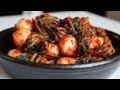 Ponytail Kimchi (Chonggak kimchi: 총각김치)