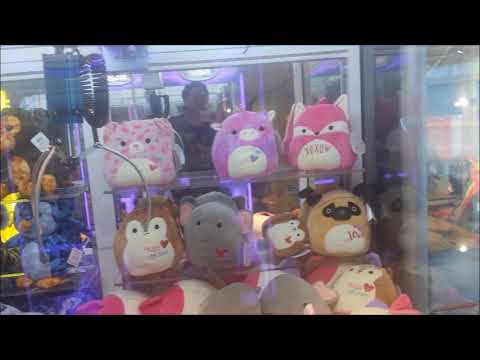 05/11/19 - Knotts Berry Farm (Part 3 of 4) Arcades and Souvenirs Gift