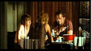 Bande annonce La Blonde aux seins nus 