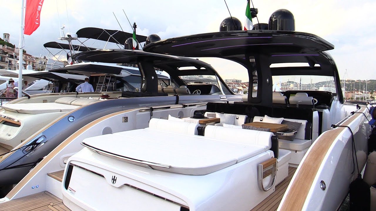 Italian Beauty ! 2024 Invictus TT 420 Yacht