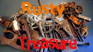 Flea-Market Haul $5 Bucket of Rusty Treasures + Mystery Tools