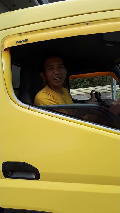 Mundur lalaunan neng ah..