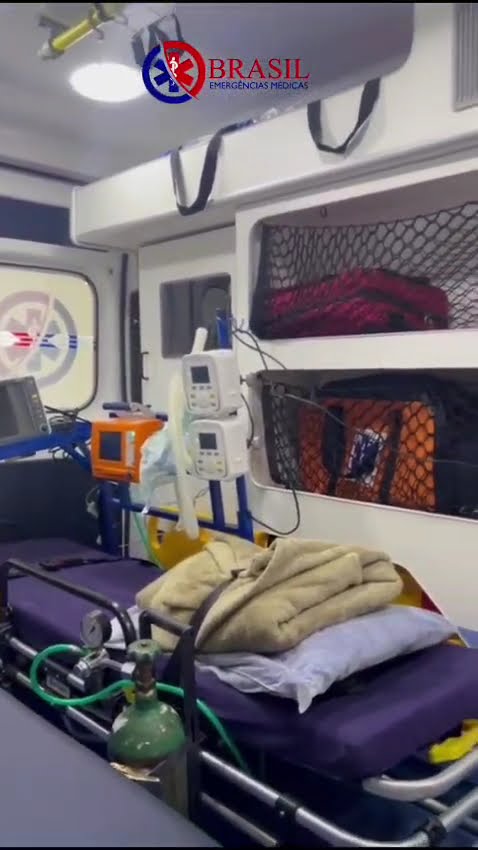 UTI móvel para transporte de pacientes com suporte avançado e total segurança