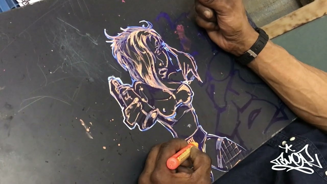 Timer drawing graffiti charachter