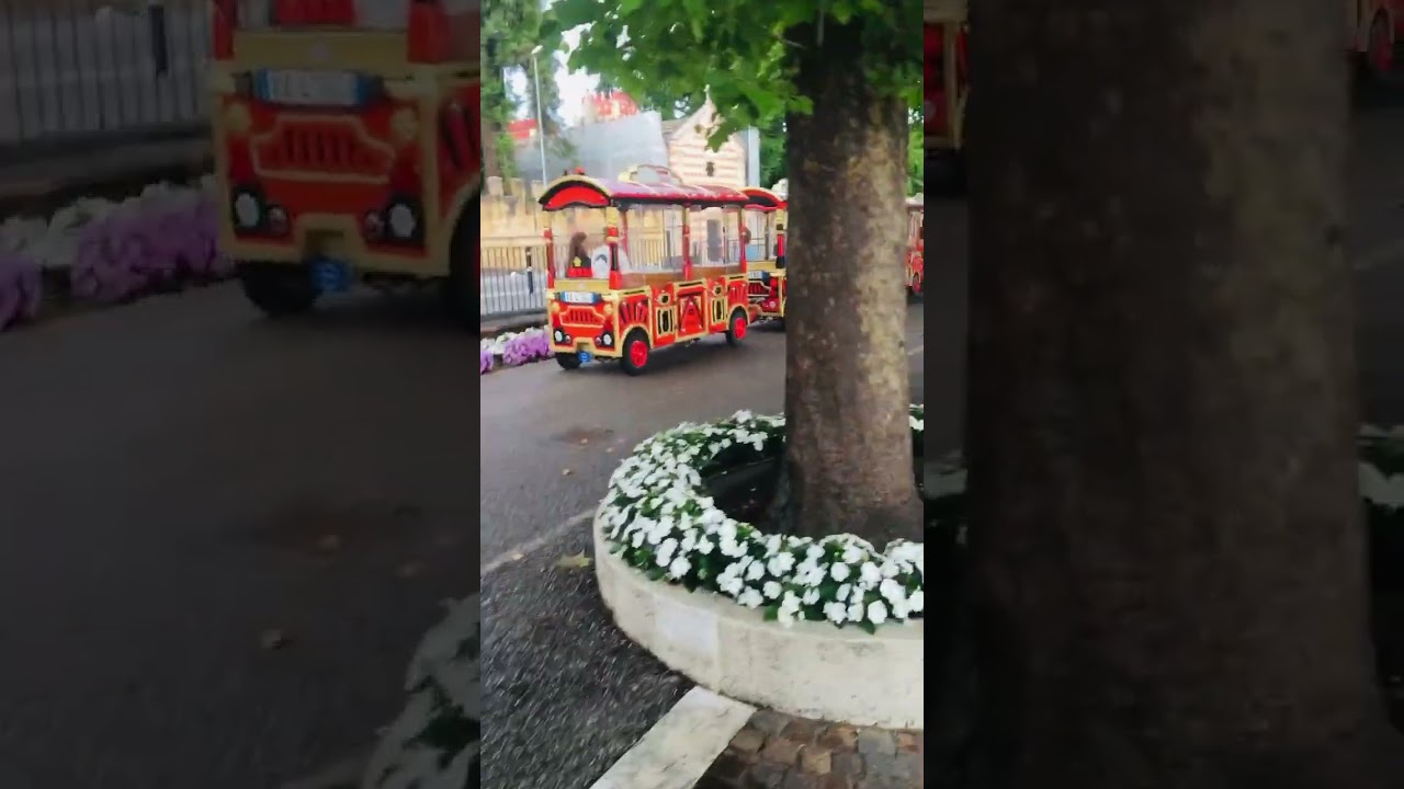 චිත්‍රයක් වගේ ලස්සන ඉතාලියේ ගාර්දා .. 🙆❤😍