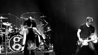 Garbage "I think i'm paranoid" Olympia 16052012.MTS