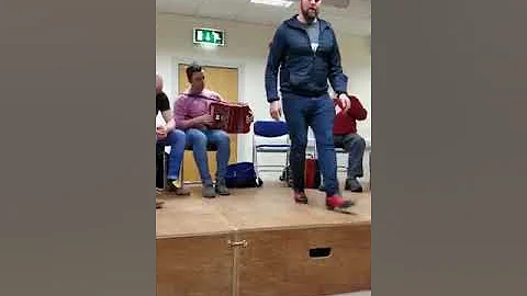 The Devane Brothers perform Sean-ns