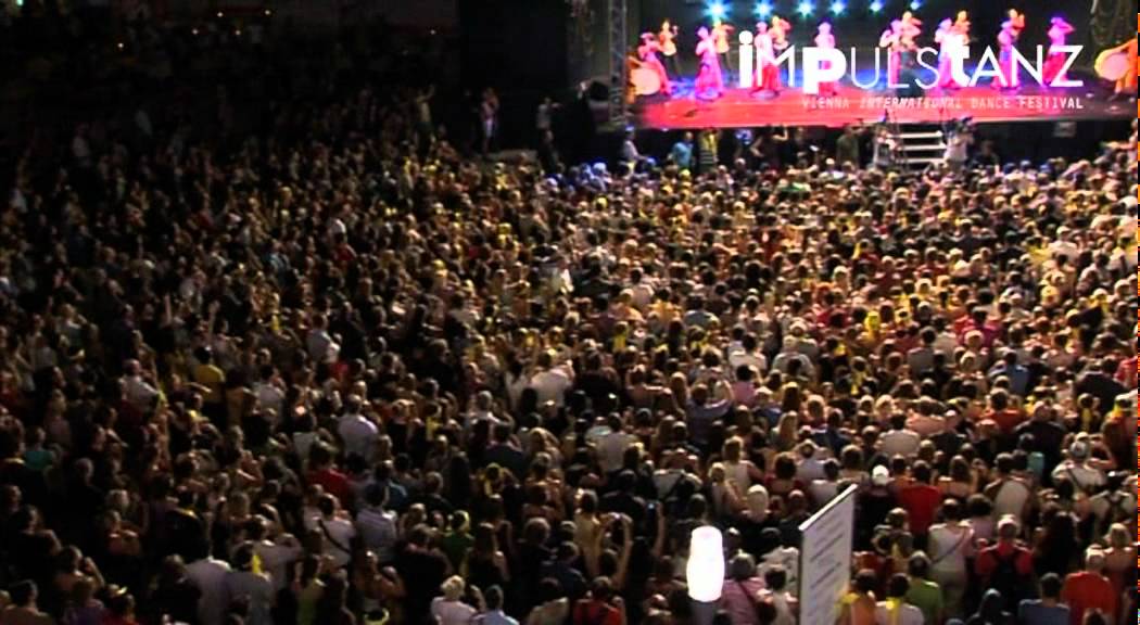 ImPulsTanz Opening 2011, TLCDC „Jhoom"