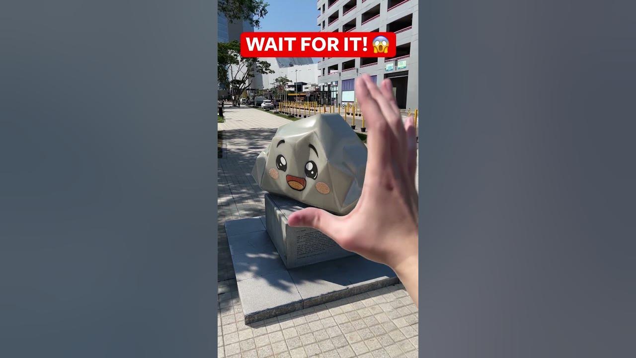 MAGIC ROCKY STATUE! 🤩 #shorts
