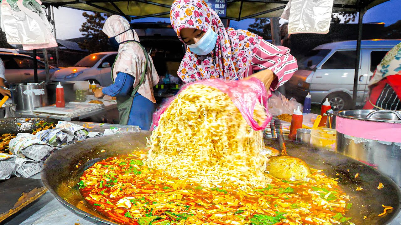 $0.49 BIGGEST and CHEAPEST Street NOODLES in the WORLD! + BEST MALAY Street Food Tour of Terengganu! | The Food Ranger