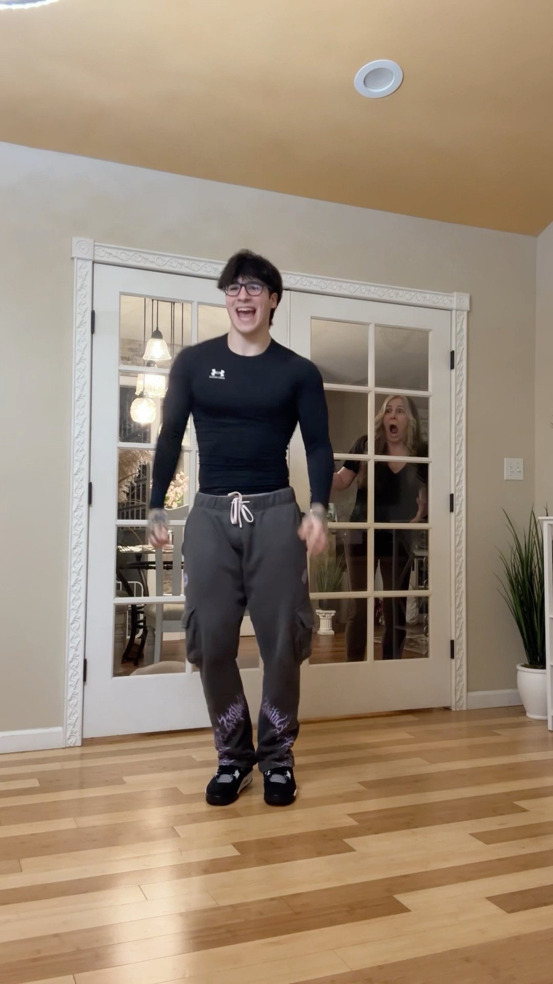 Describe mom’s reaction! ? #ratdance
