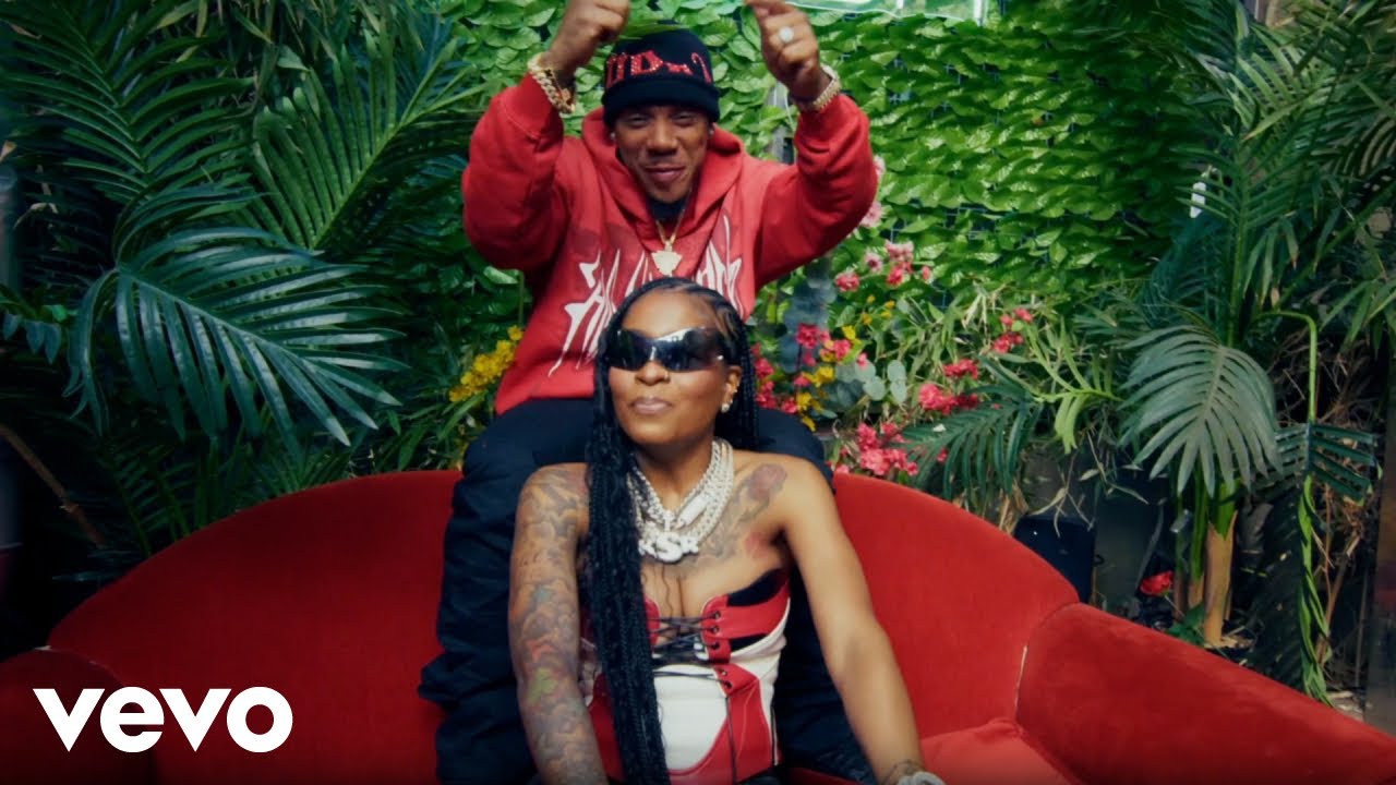 Tina (Hoodcelebrityy), Yomel El Meloso - Boom Boom Tina (Hoodcelebrityy), Yomel El Meloso - Boom Boom