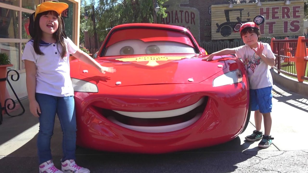 Cars カーズ ランド 海外 ディズニー アドベンチャーパーク こうくんねみちゃん おでかけ Cars Land Disney California Adventure Park Youtube