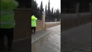 Mersi̇n Şehi̇r Mezarliği Su Altinda Kaldi