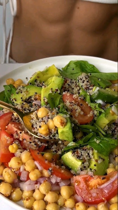 Chickpea Salad 🤤 Quick & easy meal prep!