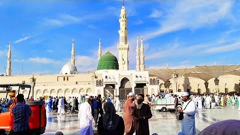 The Most Beautiful Azan (Call to Prayer) - LIVE