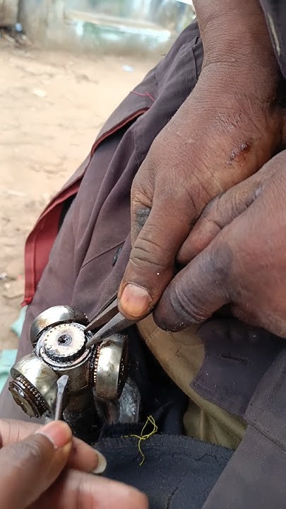 How To Remove CV Joint Locks stoppers cvjoint stearing skills how-to-remove-cv-joint-locks-stoppers-cvjoint-stearing-skills