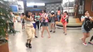 f(x)_20130729_Kiss The Radio_슈키라