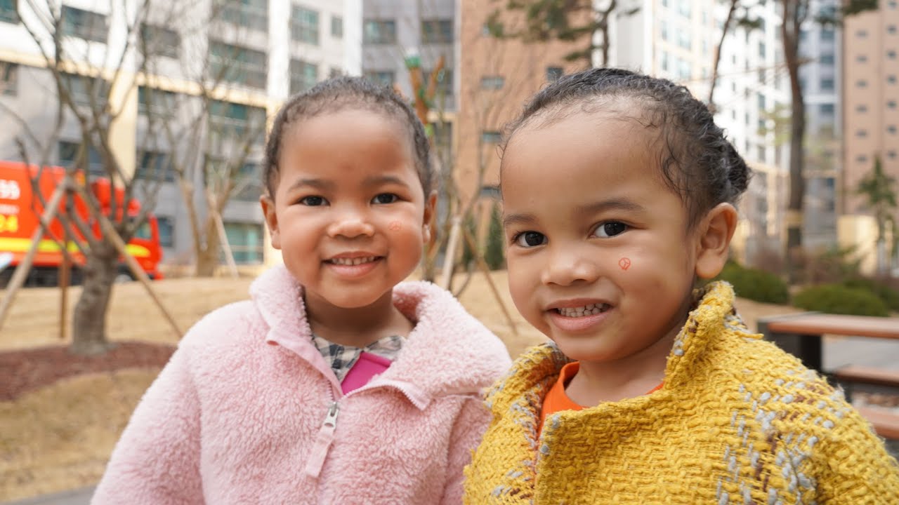 THEY'RE GOING TO KOREAN KINDERGARTEN ALREADY?!?