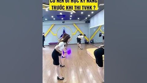 Có nên học kỹ năng trước khi thi tuyển Tiếp viên Hàng không? | EMILY OFFICIAL