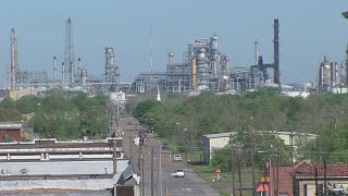 New expanded refineries in Southeast Texas add jobs to Texas oil gas job boom