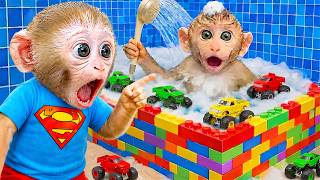 Macaquinho Bon Bon limpa a treehouse e joga basquete na piscina com o adorável cachorrinho