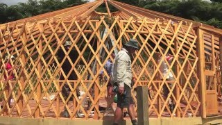My 1990's style slideshow of our building a yurt. this is an 8 metre
yurt by the company pacific yurts, erected in waikato, new zealand.
fl...