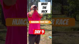 WHAT THE HECK!! #discgolf #trendingshorts #crazy #series #viral #clutch #sports #shorts #yt #golf