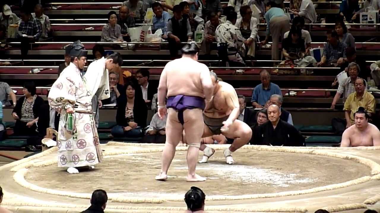 Akiseyama (5-8) - Osunaarashi (7-0) , Sumo : Natsubasho 2013