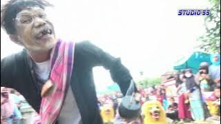 Acara Mapag Panganten bersama Lingkung Seni Sunda Sisingaan Jaya Muda Group