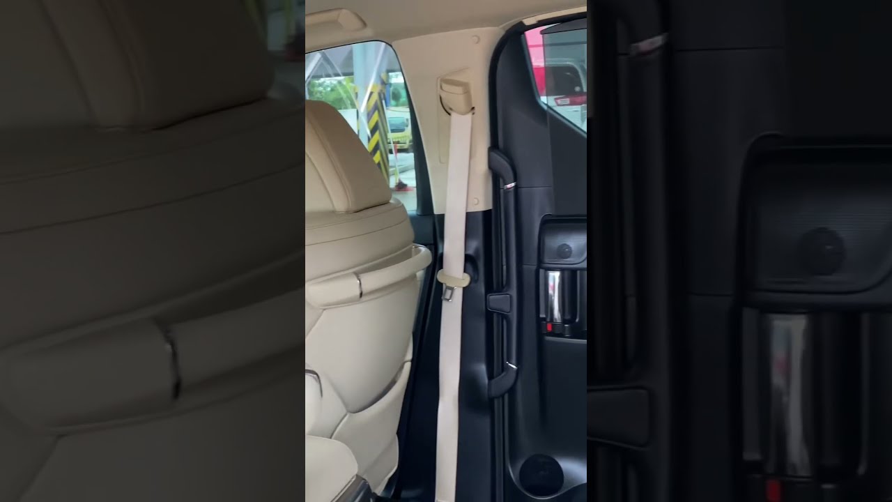 Mewahnya Toyota Alphard Putih Terbaru: Sebuah Simfoni Kemewahan dan Teknologi